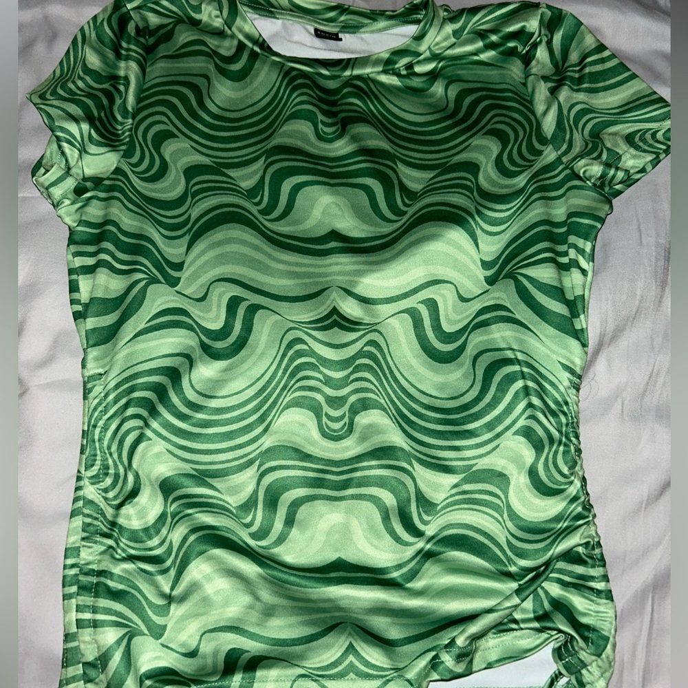 fun pattern shein tee size medium